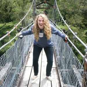 Meet your Posher, Isis